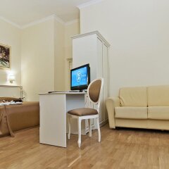 Отель Domus Via Veneto Италия, Рим - 1 отзыв об отеле, цены и фото номеров - забронировать отель Domus Via Veneto онлайн комната для гостей фото 3