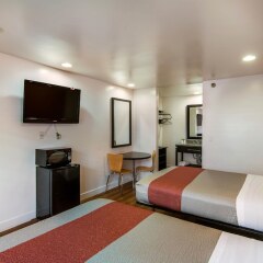 Отель Floral Inn Монтерей-Парк фото 27
