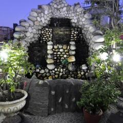 Отель Royal Penguin Boutique Hotel Непал, Катманду - отзывы, цены и фото номеров - забронировать отель Royal Penguin Boutique Hotel онлайн