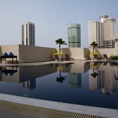 Отель Vistana Kuala Lumpur Titiwangsa Малайзия, Куала-Лумпур - отзывы, цены и фото номеров - забронировать отель Vistana Kuala Lumpur Titiwangsa онлайн бассейн фото 2