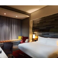 Отель The Quincy Hotel by Far East Hospitality Сингапур, Сингапур - отзывы, цены и фото номеров - забронировать отель The Quincy Hotel by Far East Hospitality онлайн комната для гостей фото 2