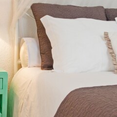 Отель Oporto Cosy сейф в номере