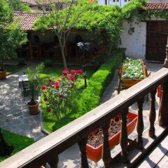 Отель Chakarova Guest House Сливен балкон