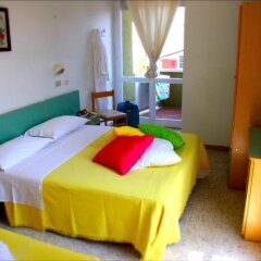 Hotel Sonne Римини комната для гостей фото 3