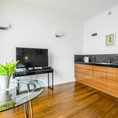 Апартаменты Triton Park Apartments Варшава комната для гостей фото 2