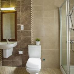 Отель Fig Tree Bay Apartments Кипр, Протарас - отзывы, цены и фото номеров - забронировать отель Fig Tree Bay Apartments онлайн ванная фото 2
