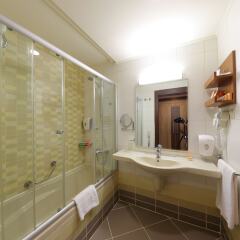 Отель Sueno Hotels Beach Side ванная