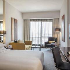 Отель Centro Waha by Rotana комната для гостей фото 2