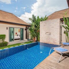 Отель Villa Kiri бассейн