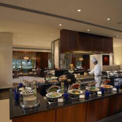 Отель ITC Maurya, a Luxury Collection Hotel, New Delhi Индия, Нью-Дели - отзывы, цены и фото номеров - забронировать отель ITC Maurya, a Luxury Collection Hotel, New Delhi онлайн питание