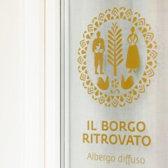 Отель Il Borgo Ritrovato - Albergo Diffuso Бернальда ванная фото 2