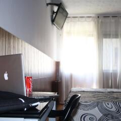 Отель Hostal Sanmar Испания, Фигерас - отзывы, цены и фото номеров - забронировать отель Hostal Sanmar онлайн удобства в номере