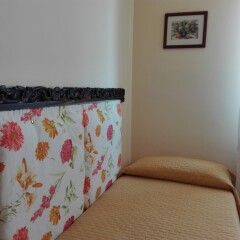 Отель Casa Fiorita Bed & Breakfast Агридженто сейф в номере