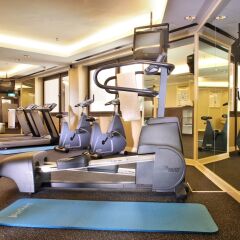 Village Hotel Bugis фитнесс-зал фото 2