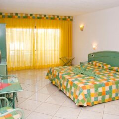 Отель Aparthotel Esquinzo Y Monte Del Mar комната для гостей фото 4