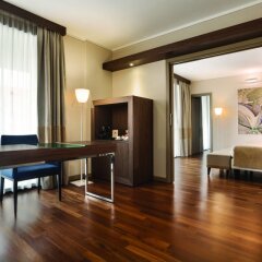 Отель Ramada Plaza Milan Милан удобства в номере