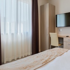 Отель Quality Hotel Delfino Venezia Mestre Италия, Венеция - 8 отзывов об отеле, цены и фото номеров - забронировать отель Quality Hotel Delfino Venezia Mestre онлайн удобства в номере