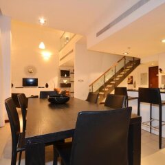 Отель VacationBAY-DIFC-Liberty House Дубай гостиничный бар