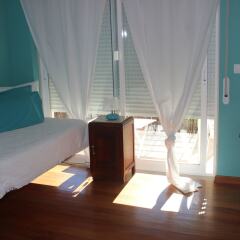 Хостел Ericeira Chill Hill Hostel & Private Rooms удобства в номере