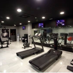 Отель Cosmo Apartments Marina Auditori Испания, Барселона - 1 отзыв об отеле, цены и фото номеров - забронировать отель Cosmo Apartments Marina Auditori онлайн фитнесс-зал фото 3