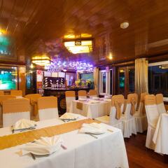 Отель Golden Star Cruise