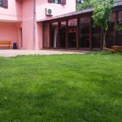 Отель Prenociste Stojic Novi Sad Нови Сад