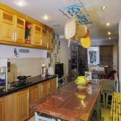 Отель Saigon Backpackers Hostel - Bui Vien Вьетнам, Хошимин - отзывы, цены и фото номеров - забронировать отель Saigon Backpackers Hostel - Bui Vien онлайн питание