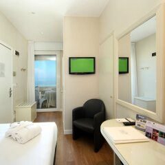 Отель National Hotel Италия, Римини - 8 отзывов об отеле, цены и фото номеров - забронировать отель National Hotel онлайн ванная фото 2