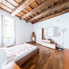 Апартаменты Boris' apartments Old Town Square комната для гостей фото 3