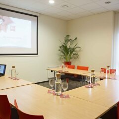 Отель Ibis Kaunas Centre Литва, Каунас - 9 отзывов об отеле, цены и фото номеров - забронировать отель Ibis Kaunas Centre онлайн помещение для мероприятий