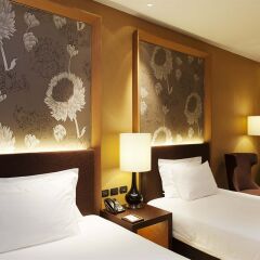 Eastin Grand Hotel Sathorn 4* Улучшенный номер с различными типами кроватей фото 4