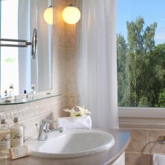 Отель Imperial Spa & Kurhotel Чехия, Франтишкови-Лазне - отзывы, цены и фото номеров - забронировать отель Imperial Spa & Kurhotel онлайн ванная фото 2
