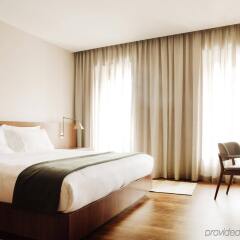 Square Nine Hotel Belgrade Белград комната для гостей