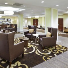 Отель DoubleTree by Hilton Silver Spring спа