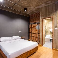 Kaen Hostel Паттайя комната для гостей фото 2