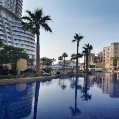 Отель MaisonPrive Holiday Homes - Address Dubai Mall Дубай бассейн