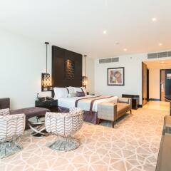 Отель Holiday Inn Dubai - Al Barsha интерьер отеля фото 3
