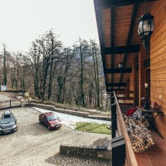Гостиница Jaunty Riders Hostel в Красной Поляне 1 отзыв об отеле, цены и фото номеров - забронировать гостиницу Jaunty Riders Hostel онлайн Красная Поляна парковка