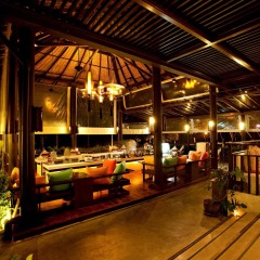 Отель The Vijitt Resort Phuket гостиничный бар
