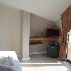 Lila Boutique Hotel Турция, Дикили - отзывы, цены и фото номеров - забронировать отель Lila Boutique Hotel онлайн удобства в номере фото 2