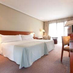 TRYP Madrid Alameda Aeropuerto Hotel Мадрид комната для гостей