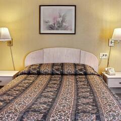 Отель Americas Best Value Inn Niagara Falls США, Ниагара-Фолс - отзывы, цены и фото номеров - забронировать отель Americas Best Value Inn Niagara Falls онлайн комната для гостей