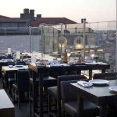 Отель Pera City Suites