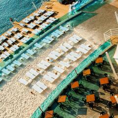 Waterplanet Hotel & Aquapark Окурджалар бассейн