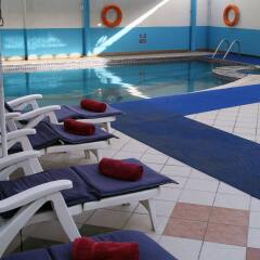 Отель Spark Residence Deluxe Hotel Apartments ОАЭ, Шарджа - отзывы, цены и фото номеров - забронировать отель Spark Residence Deluxe Hotel Apartments онлайн бассейн фото 2
