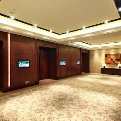 Lotte Legend Hotel Saigon фитнесс-зал фото 4