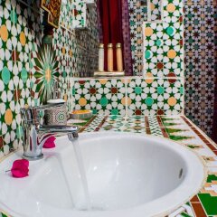 Отель Le Petit Riad Марокко, Уарзазат - отзывы, цены и фото номеров - забронировать отель Le Petit Riad онлайн ванная