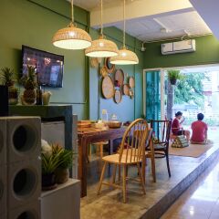 Baan Baan Hostel питание