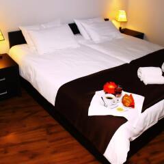 Hotel Shine on Rustaveli сейф в номере