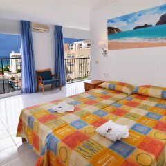 Отель Complejo Formentera I -Ii Испания, Сан-Антони-де-Портмань - отзывы, цены и фото номеров - забронировать отель Complejo Formentera I -Ii онлайн комната для гостей фото 5